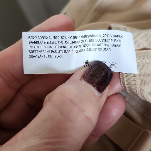 Maidenform All Over Shaper NWT cream color, Wear-Your-Own-Bra, Medium - Picture 10 of 10